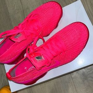 Nike vapor max Flyknit 3 triple pink